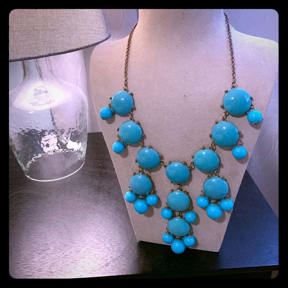 Statement necklace